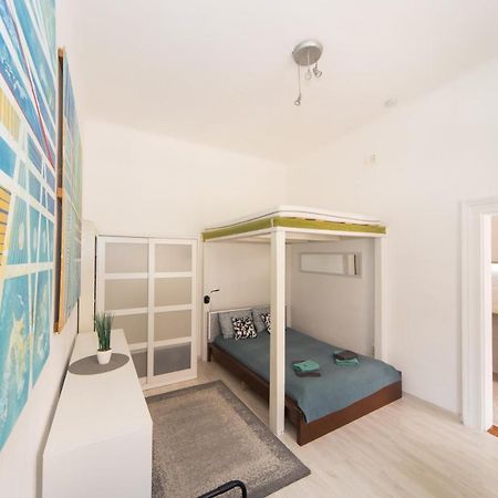 Cosy Studio Apartment With Airconditioner Budapest Exterior photo